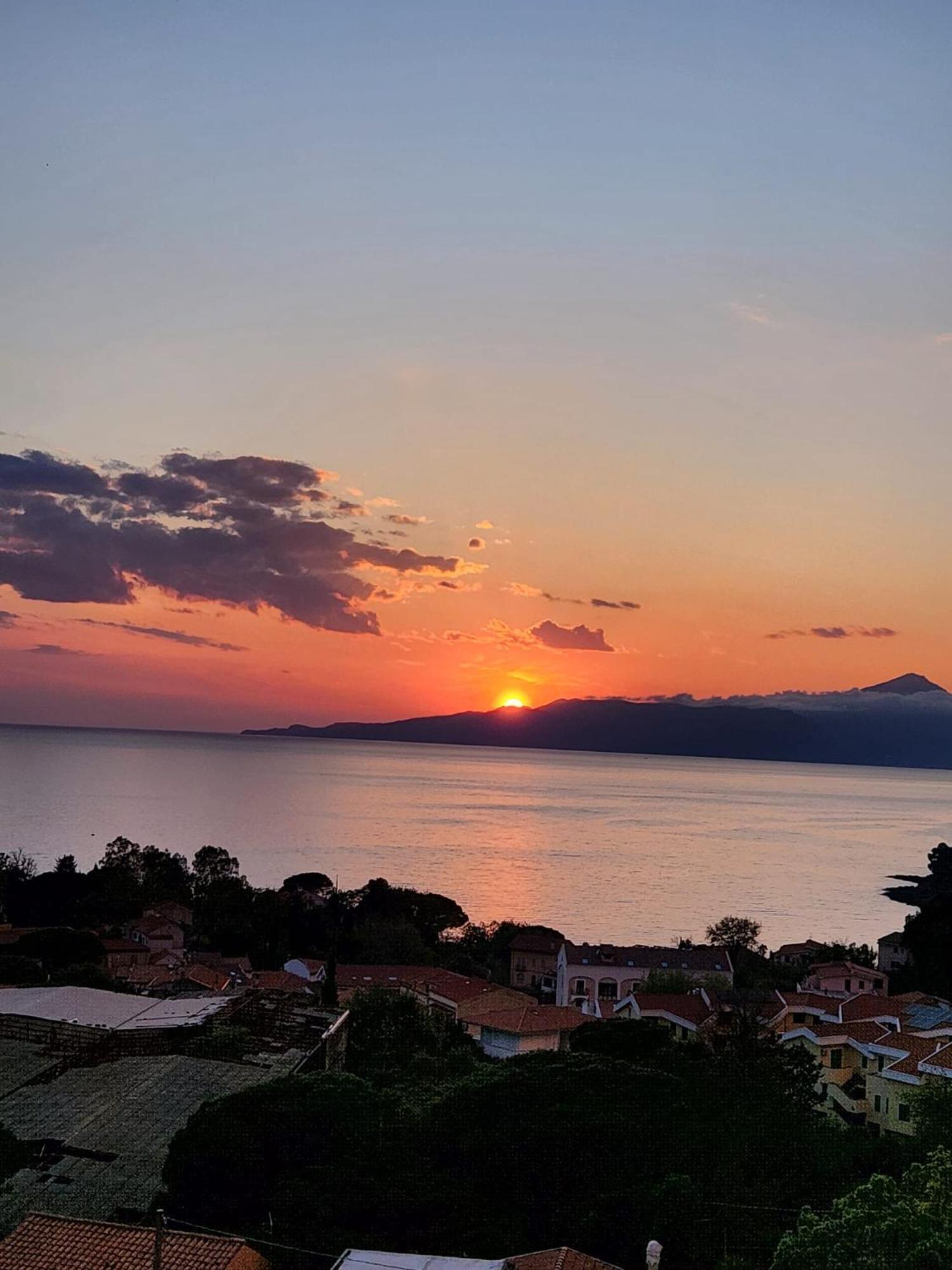 Villa Venezuela 1° Piano Маратея Экстерьер фото
